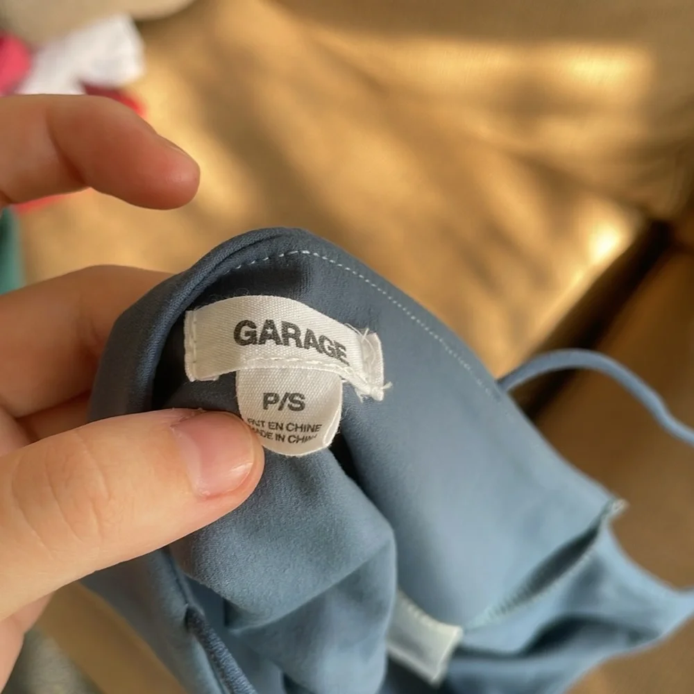 Garage grey cropped cami - Picture 3 of 3